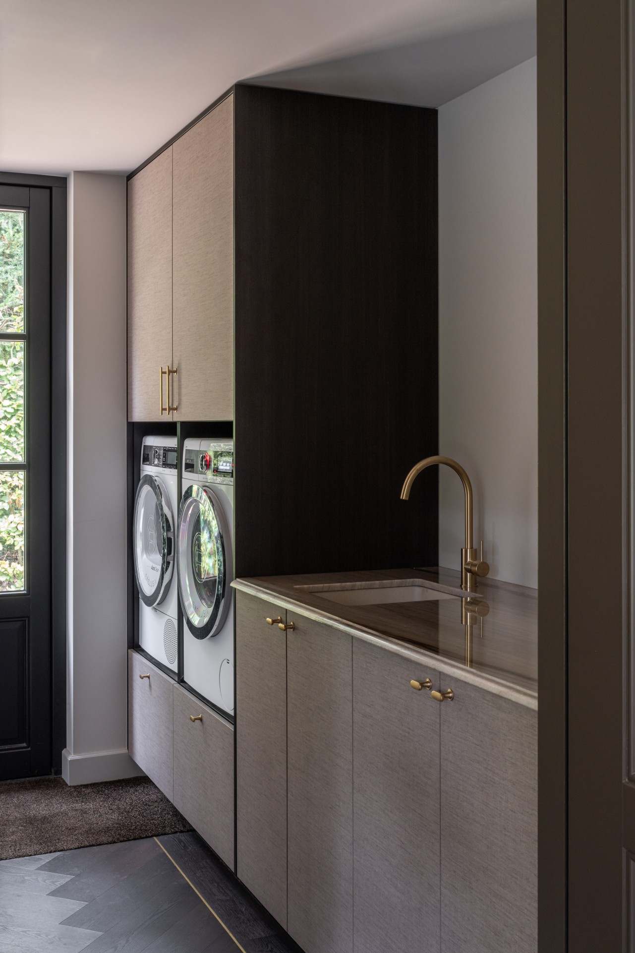 Milligen v-zug keuken Luxe keuken showroom met v-zug keuken apparatuur